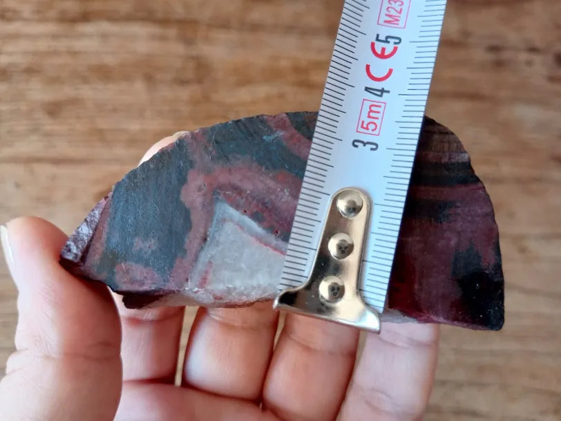 Red & Black Banded Agate - Odd Rock