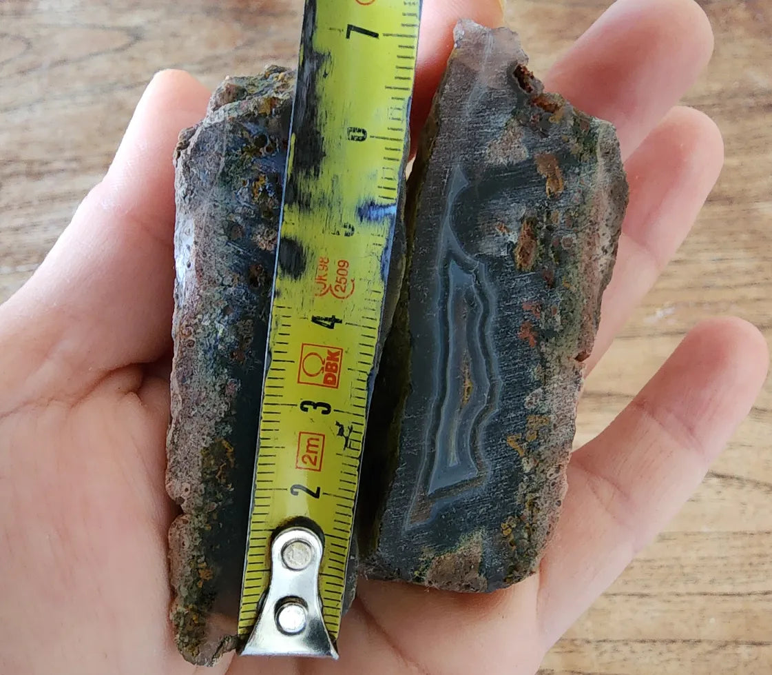 2.8 lbs Agate Stones