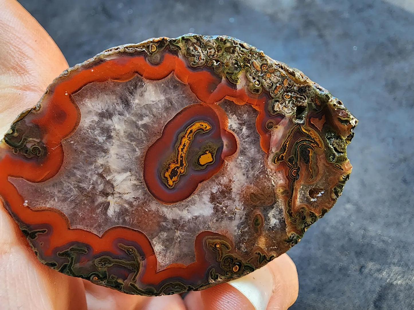 Almus Agate