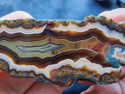 Banded & Plume Agate - We❤️Rocks