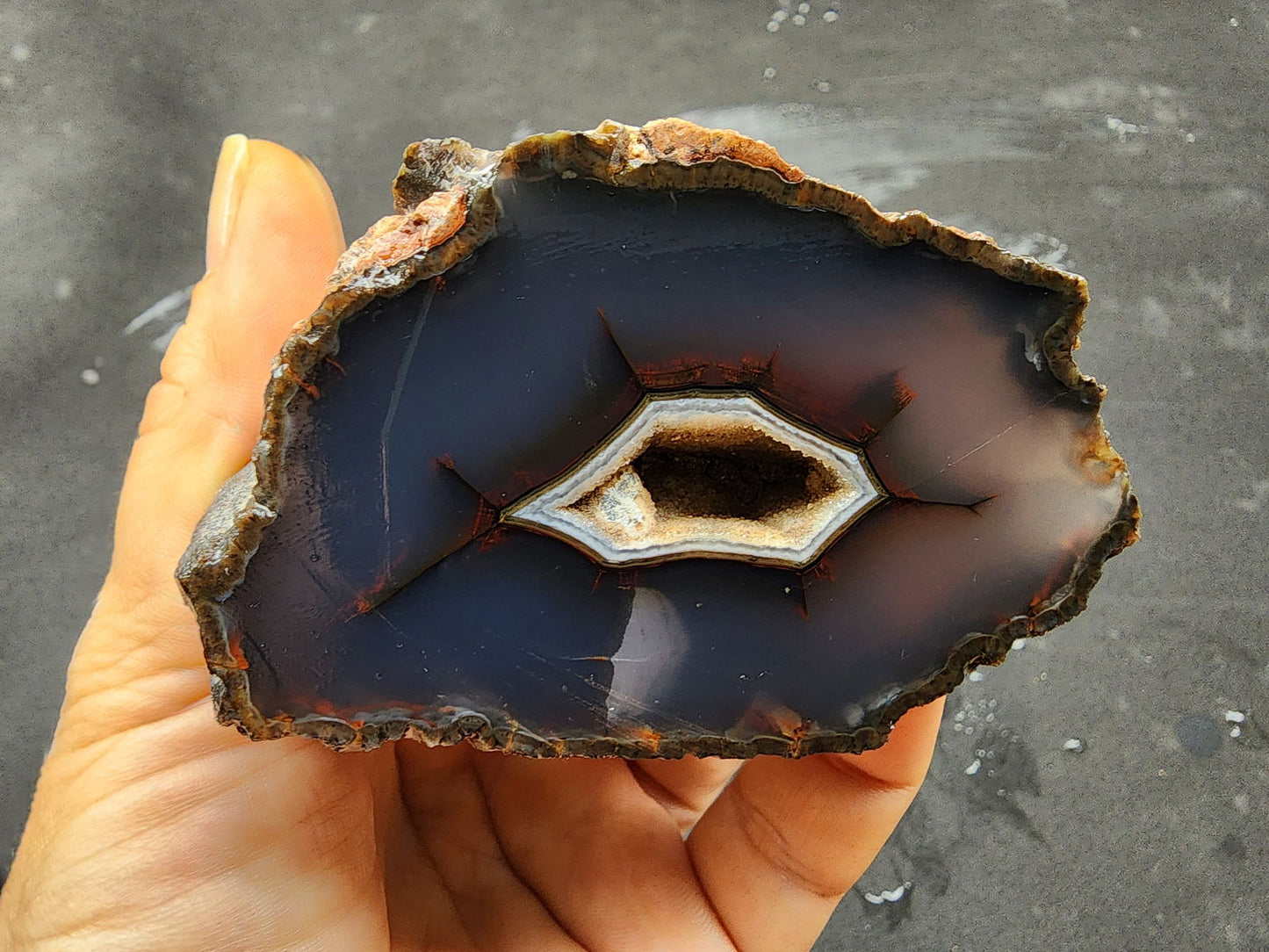 Geode Agate - #tag1# - #tag2# - #tag3# - #tag4#