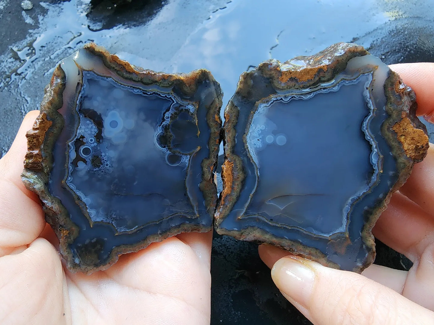 2.8 lbs Agate Stones