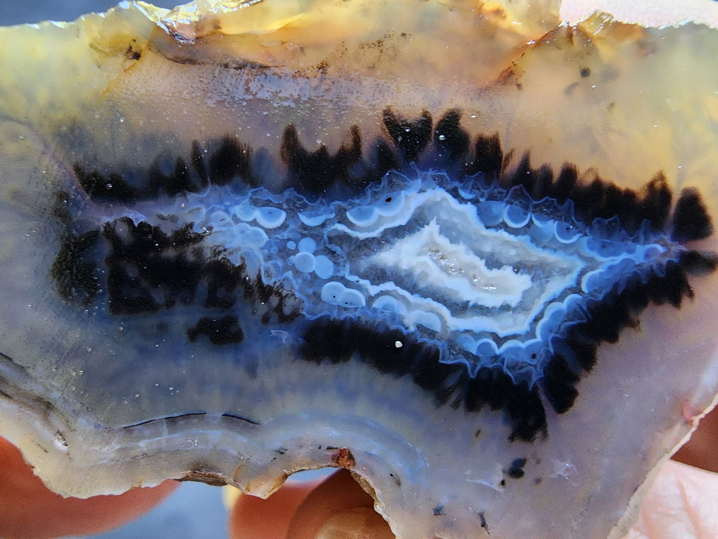 Unique Agate - We❤️Rocks