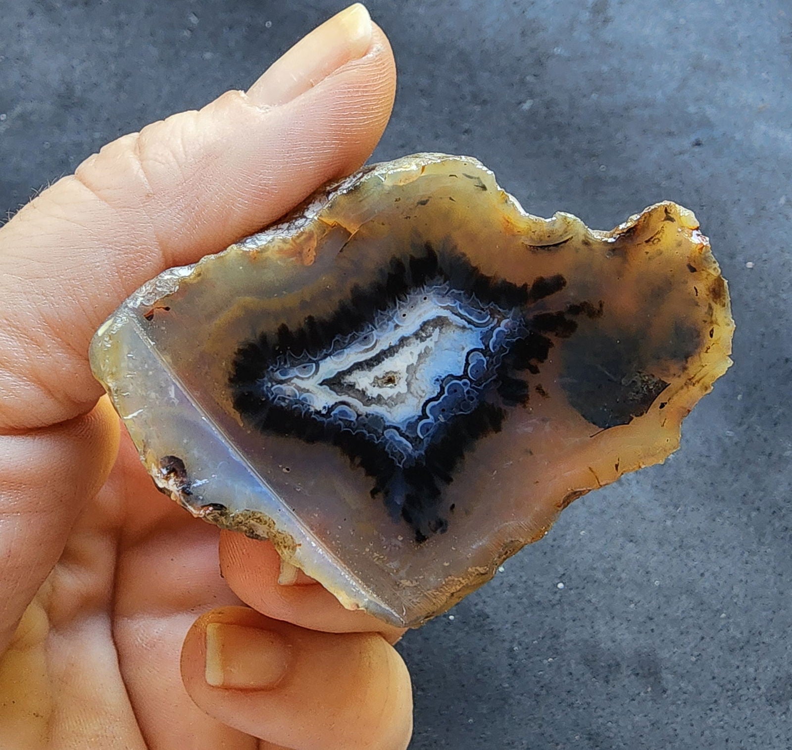 Unique Agate - We❤️Rocks