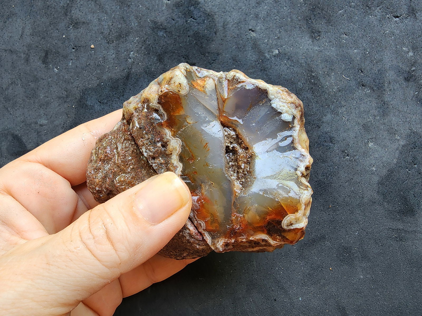 Unique Agate Pair - We❤️Rocks