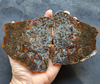 Polyhedral Agate Pair