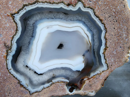 Viewing Stone Thunderegg